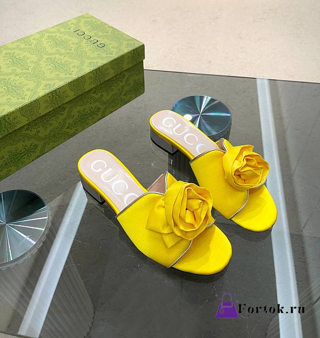 Fortok Gucci Rose Heel Sandals in Yellow - 1