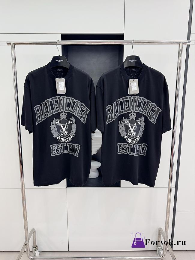 Fortok Balenciaga Logo-print Distressed Cotton T-shirt Black - 1