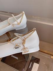Fortok Chanel Patent Calfskin Cap Toe Ankle Chain Ballerina Flats White - 4