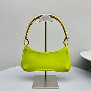 Fortok Jacquemus Le Bisou Mousqueton Shoulder Bag Neon Green E68878 26x15x2cm - 5