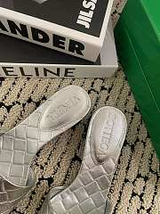 Fortok Bottega Veneta Amy Padded Mules in Intreccio Leather Silver - 4