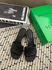 Fortok Bottega Veneta Amy Padded Mules in Intreccio Leather Black - 1