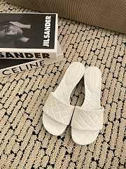 Fortok Bottega Veneta Amy Padded Mules in Intreccio Leather White - 1