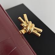 Fortok Bottega Veneta Knot Alligator Leather Clutch Red 737205 20.5x6x12.5cm - 2