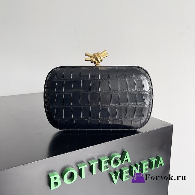 Fortok Bottega Veneta Knot Alligator Leather Clutch Black 737205 20.5x6x12.5cm - 1