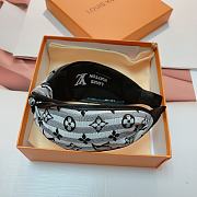 Fortok Louis Vuitton Knot Headband Black/Beige - 2