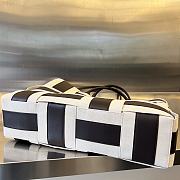 Fortok Bottega Veneta Large Intreccio Leather & Canvas Webbing Tote Bag Natural&Fondant - 5