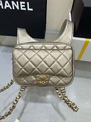 Fortok Chanel Gold Metallic Lambskin & Gold Metal Backpack 19x20x5.5cm - 1