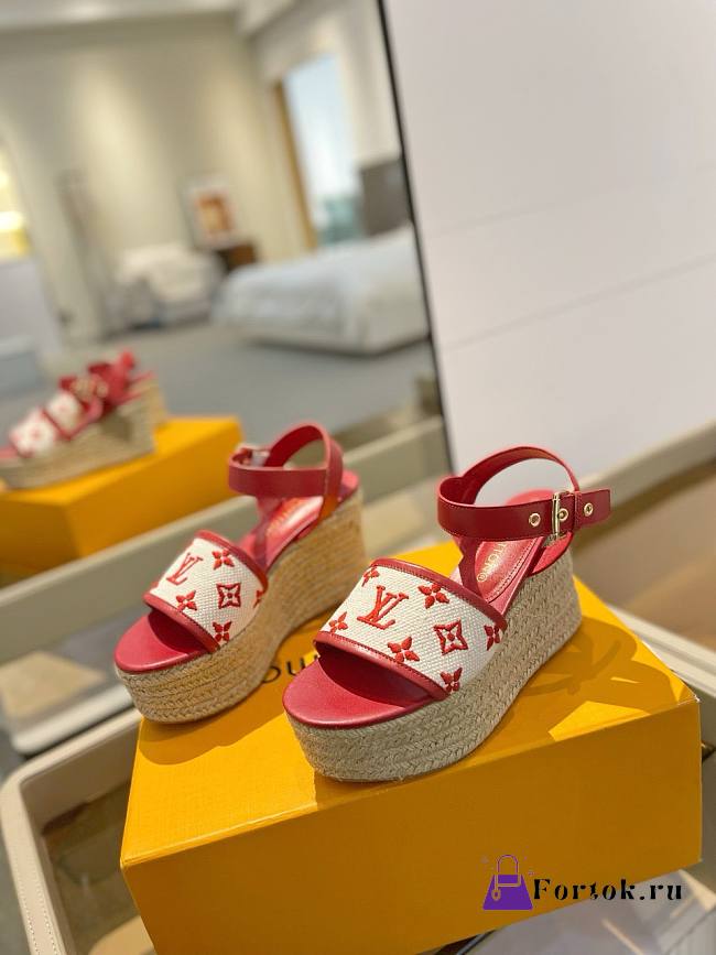 Fortok Louis Vuitton Starboard Wedge Sandals Red - 1
