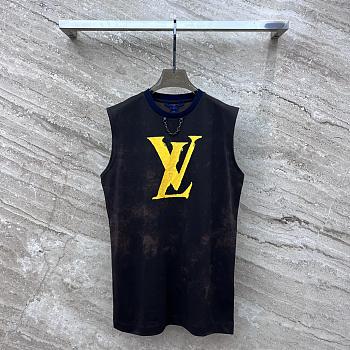 Fortok Louis Vuitton Printed Graphic LV Chain Sleeveless Vest