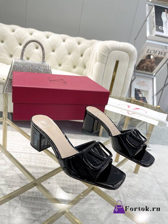 Fortok Valentino Vlogo Signature Patent Leather Slide Sandals Black 60mm - 1