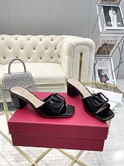 Fortok Valentino Vlogo Signature Patent Leather Slide Sandals Black 60mm - 2