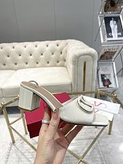 Fortok Valentino Vlogo Signature Patent Leather Slide Sandals White 60mm - 6