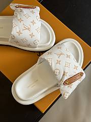 Fortok Louis Vuitton Pool Pillow Flat Comfort Mules White - 2