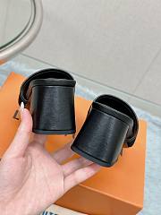 Fortok Louis Vuitton Embroidered Slippers Black  - 2
