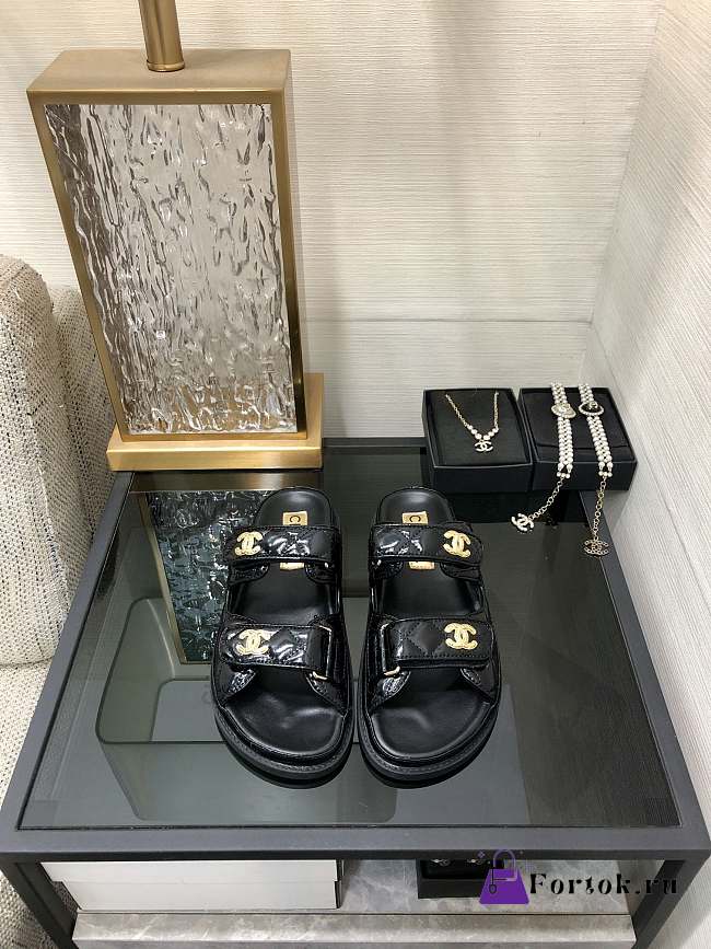 Fortok Chanel Black Quilted Leather CC Velcro Flat Sandals - 1