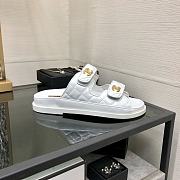Fortok Chanel White Quilted Leather CC Velcro Flat Sandals - 5