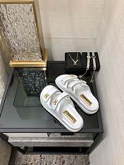 Fortok Chanel White Quilted Leather CC Velcro Flat Sandals - 2
