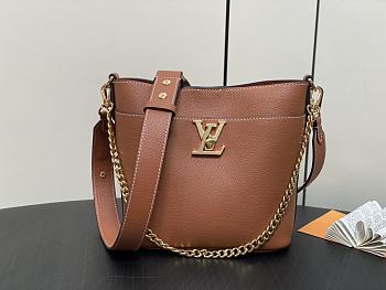 Fortok Louis Vuitton Lock and Walk Bucket Bag Brown M24165 20x20.5x12cm