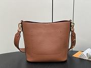 Fortok Louis Vuitton Lock and Walk Bucket Bag Brown M24165 20x20.5x12cm - 3