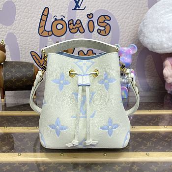 Fortok Louis Vuitton Néonoé BB Bag Cream White and Blue M24048 20x20x13cm