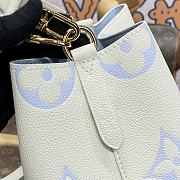 Fortok Louis Vuitton Néonoé BB Bag Cream White and Blue M24048 20x20x13cm - 3