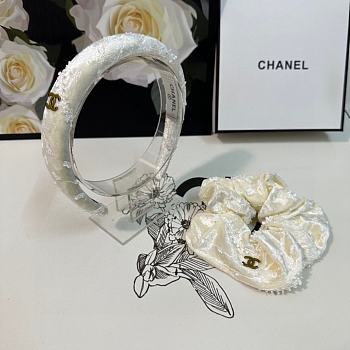 Fortok Chanel Set of Velvet Headband and Hairband White