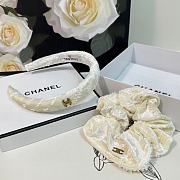 Fortok Chanel Set of Velvet Headband and Hairband White - 5