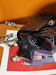Fortok Chanel Backpack and Star Coin Purse Black Metallic Calfskin & Gold-Tone Metal 18.5×23.5×8.5cm - 3