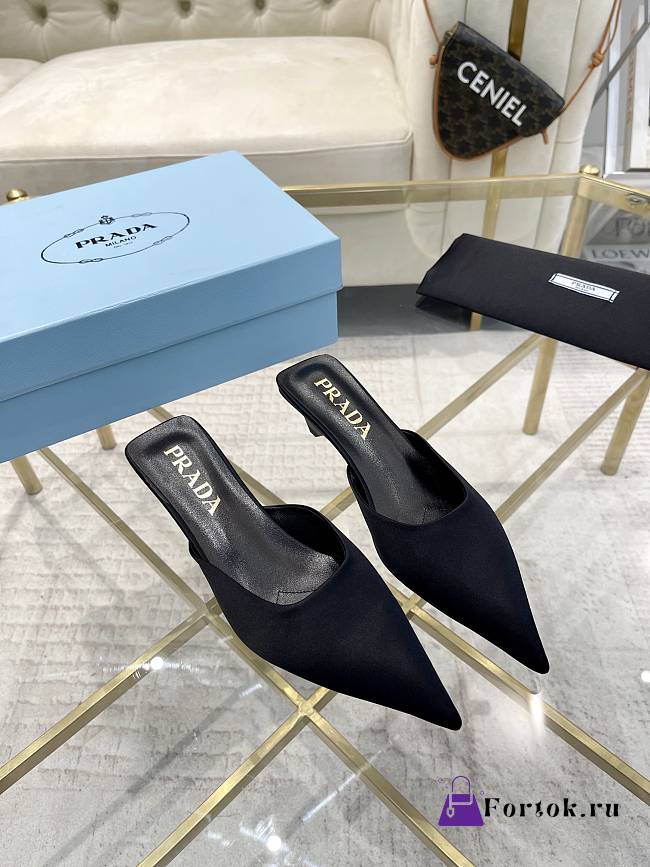 Fortok Prada Pointed Toe Triangle Heel Mules Black - 1