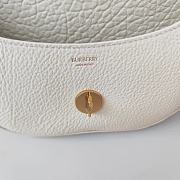 Fortok Burberry Chess Bag Cream 55111 25×6.5×17.5cm - 3