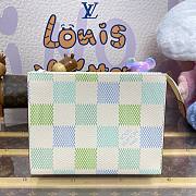 Fortok Louis Vuitton Toilet Pouch Green N40740 20x25x5.5cm - 1