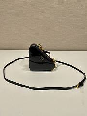 Fortok Prada Triangle Patent Leather Bag Black 15x10x5cm - 4