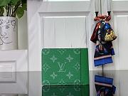 Fortok Louis Vuitton Multiple Wallet Green M30993 11.5x9x1.5cm - 4