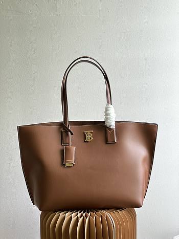 Fortok Burberry Medium Monogram Motif Leather Tote Tan 34x14x28cm