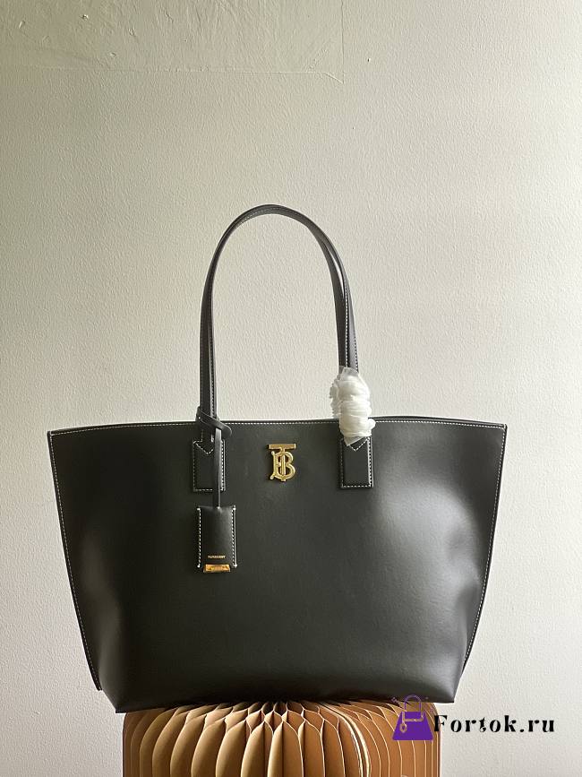 Fortok Burberry Medium Monogram Motif Leather Tote Black 34x14x28cm - 1