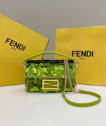 Fortok Fendi Mini Baguette Green Sequin and Leather Bag 19x5x11cm