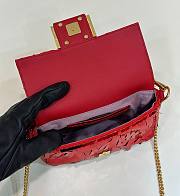 Fortok Fendi Mini Baguette Red Sequin and Leather Bag 19x5x11cm - 2