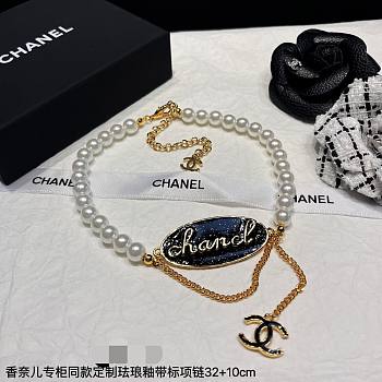 Fortok Chanel Choker Metal & Glass Pearls Gold Pearly Black & Pearly White