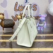 Fortok Louis Vuitton Onthego Monogram Empreinte Leather Bag White&Green M46647 25x19x11cm - 5