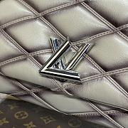 Fortok Louis Vuitton GO-14 MM Bag Taupe M25045 23x16x10cm - 5
