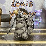 Fortok Louis Vuitton GO-14 MM Bag Taupe M25045 23x16x10cm - 4