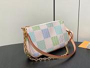 Fortok Louis Vuitton Pochette Accessoires Bag Pistachio N40642 23.5x13.5x4cm - 4