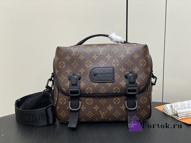 Fortok Louis Vuitton Trail Messenger Bag M46972 31x22x11cm - 1