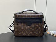 Fortok Louis Vuitton Trail Messenger Bag M46972 31x22x11cm - 5