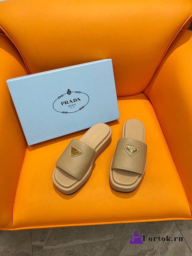 Fortok Prada Square Toe Thick-soled Slippers Beige - 1
