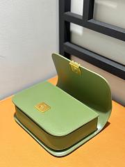 Fortok Loewe Goya Shoulder Crossbody Bag Green Calfskin Leather 19x13.5x6cm - 5