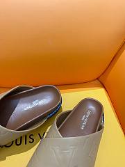 Fortok Louis Vuitton Cross-strap beach Slippers Beige - 2