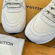 Fortok Louis Vuitton Neo Run Away Sneakers Beige - 3