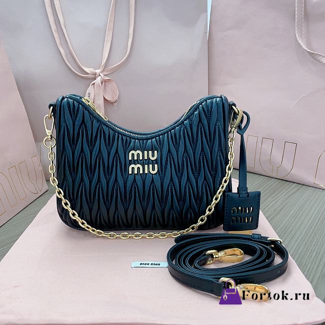 Fortok MiuMiu Matelasse Shoulder Bag Black 5BH211 16.5x21x5.5cm - 1